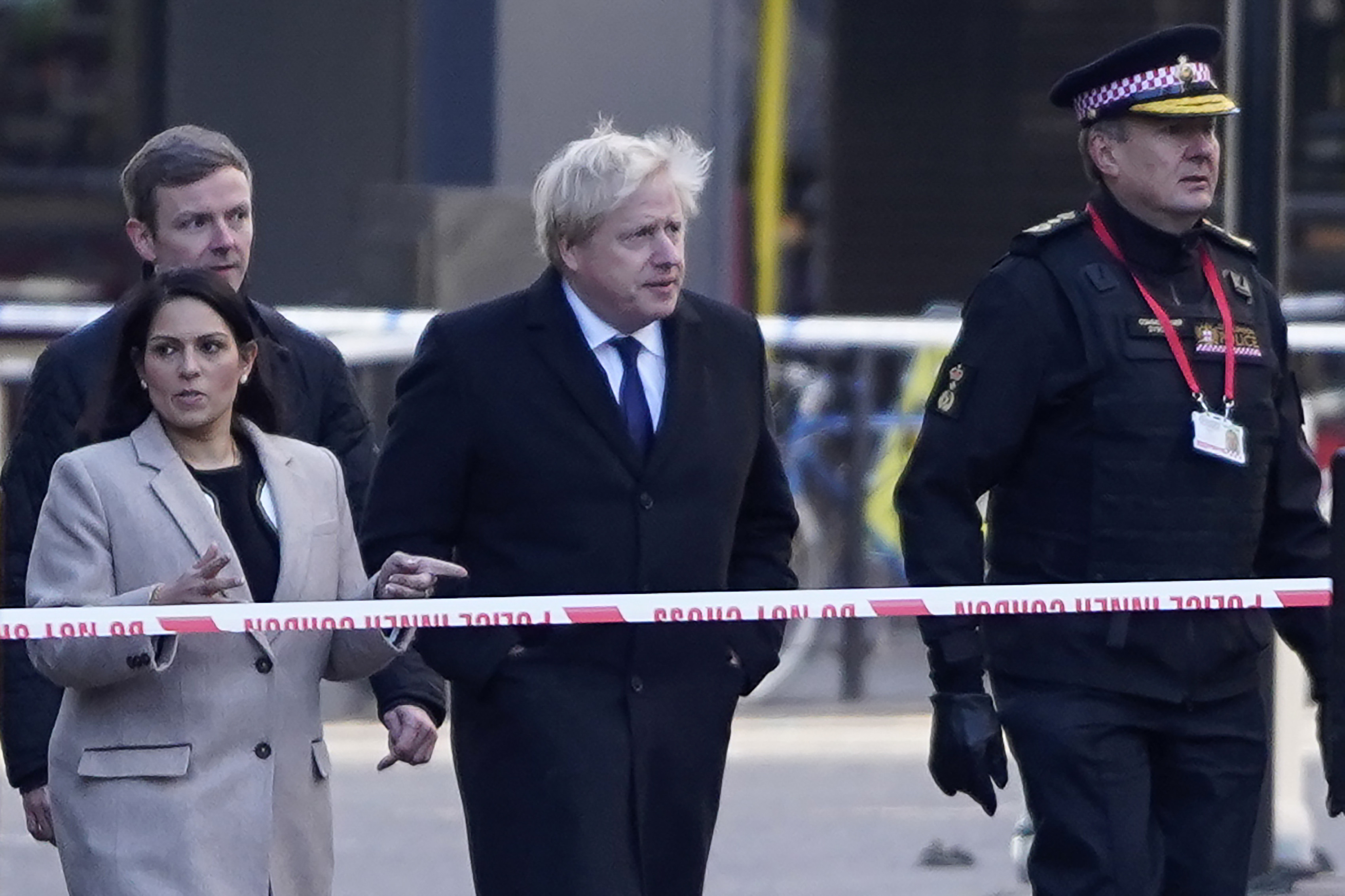 A brit kormány sürgősséggel felülvizsgálja a szabadlábra helyezés szabályozását