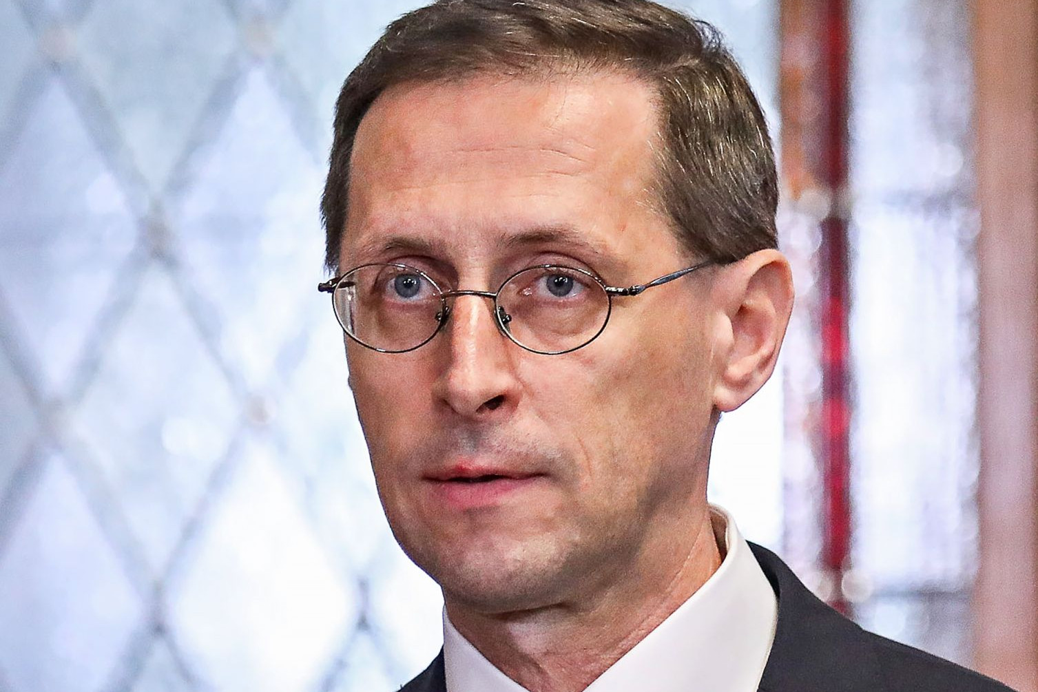 Az ország éves jövedelmének minden ötödik forintja a védekezést szolgálja