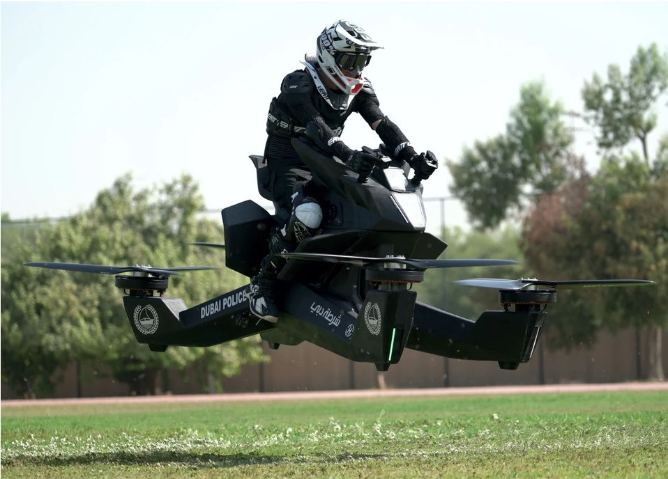 Fotó: hoversurf.com Egy orosz cég, a Hoversurf inc. már elkészítette saját repülésre alkalmas „motorját” a Scorpion3-ast.