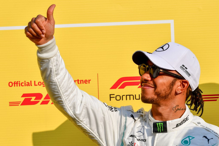 Fotó: AFP/GIUSEPPE CACACE Lewis Hamilton nyerte a Forma-1 idényzáró futamát