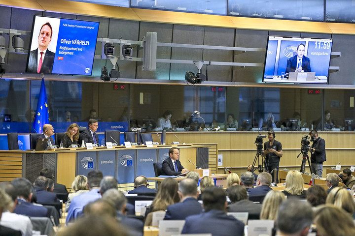 Fotó: Európai Parlament Nem tűntek el Soros emberei Brüsszelből