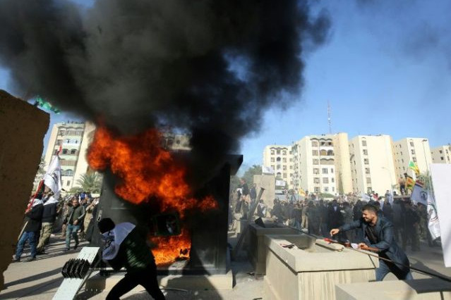 Fotó: AFP Trump szerint Irán a felelős a nagykövetség elleni támadásért