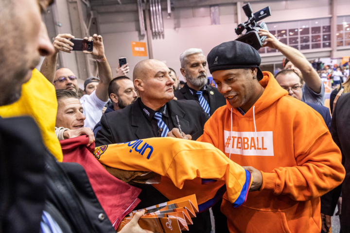Fotó: MTI/Szigetváry Zsolt Ronaldinho megérkezett, kezdődik a budapesti teqball-világbajnokság