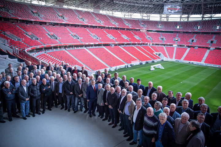 Fotó: Facebook/Orbán Viktor Legendás futballistákkal találkozott Orbán Viktor