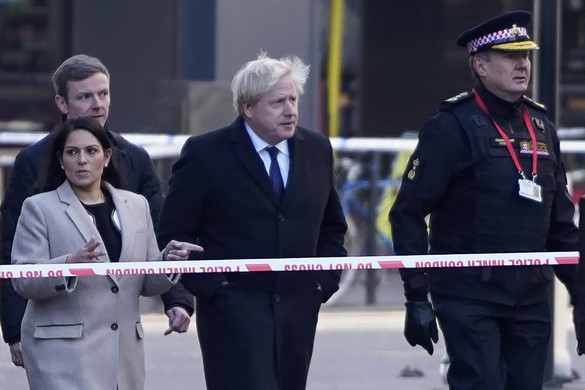A brit kormány sürgősséggel felülvizsgálja a szabadlábra helyezés szabályozását