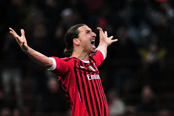 Zlatan Ibrahimovic visszatér a Milanba