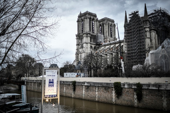 Könnyen lehet, hogy nem tudják megmenteni a Notre-Dame épületét