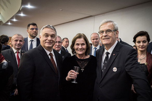 „Új Közép- Európát  építünk”