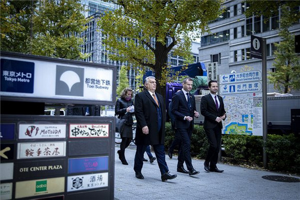 Tokiói videót tett közzé a kormányfő