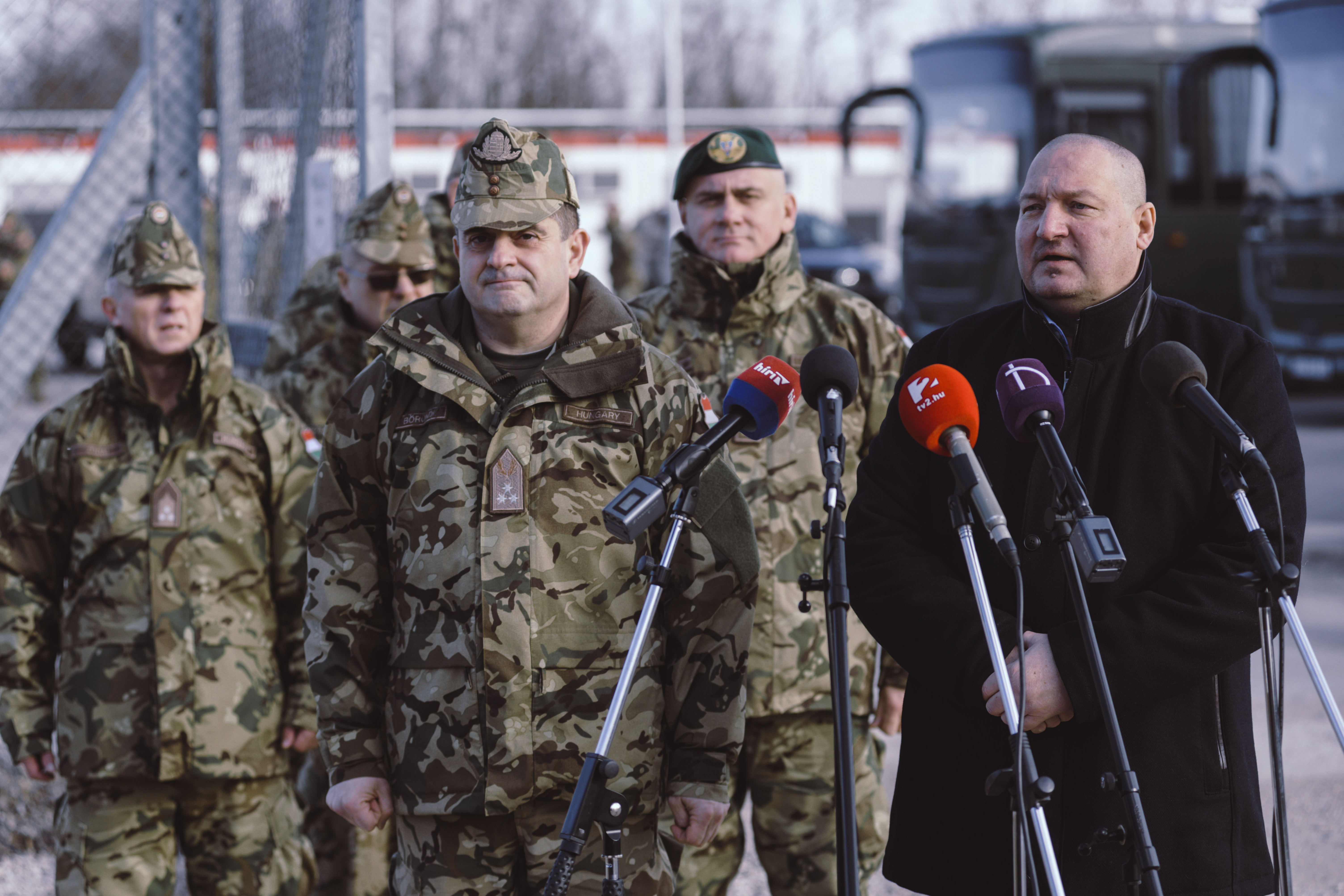 Megduplázzák a határvédelemben részt vevő katonák számát