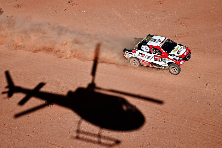 Fotó: AFP/Franck Fife Szenvednek a legendák a Dakar-rali új terepén