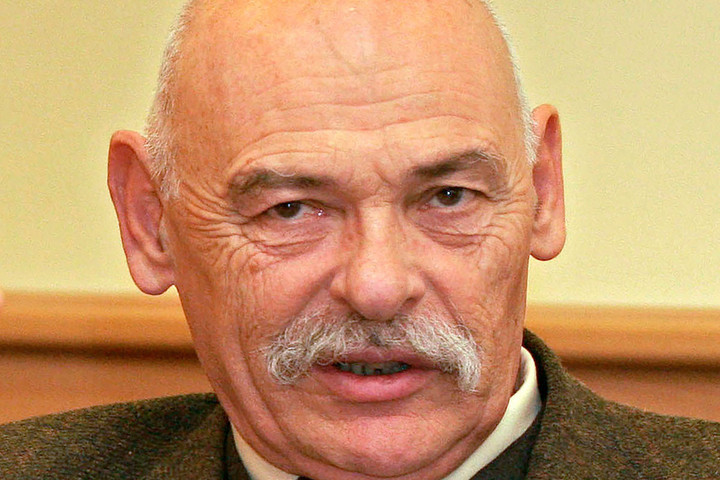 Fotó: MH Kitüntették Kolozsváron Szilágyi Istvánt és Tompa Gábort