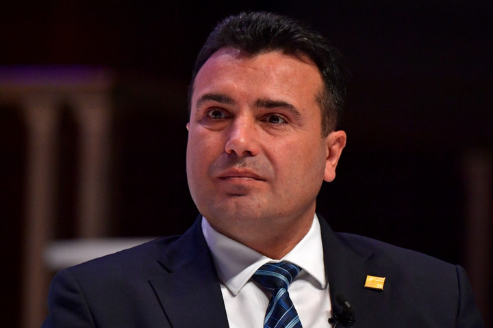 Fotó: AFP/Tobias Schwarz Lemondott posztjáról az észak-macedón miniszterelnök