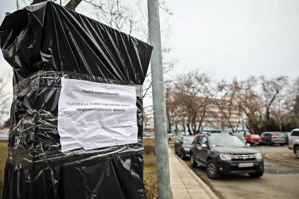 Megoldatlan parkoltatás