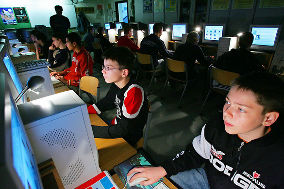 Ingyenes lehet a tanulók és tanárok számára az internet