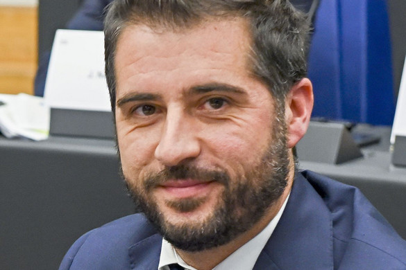 Világos üzenetet küldhetnek Rómának az állampolgárok