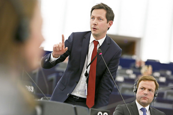 Egyre megosztottabb az Európai Néppárt