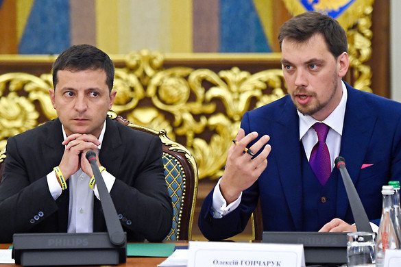 Sajtóértesülés szerint benyújtotta lemondását az ukrán miniszterelnök
