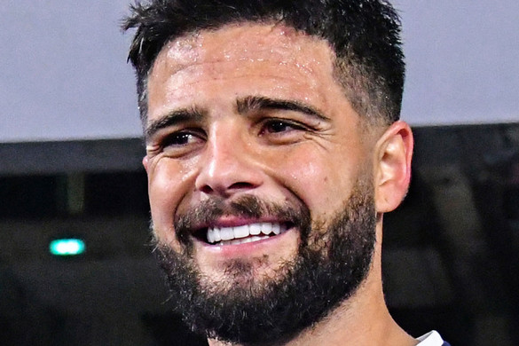 Nem tudta növelni előnyét a Juventus, mert meglepetésre kikapott Nápolyban