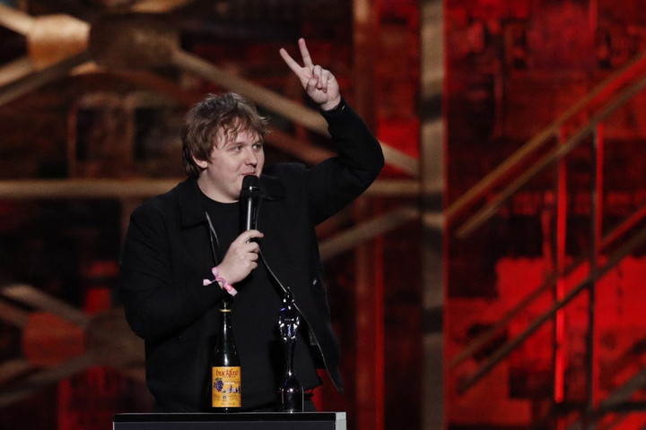 Fotó: AFP/Adrian Dennis Taroltak a Sziget fellépői a Brit Awardson