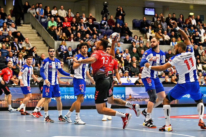 Fotó: Veszprém Handball Team / Faceb Kiütötte a Győr a román Valceát idegenben