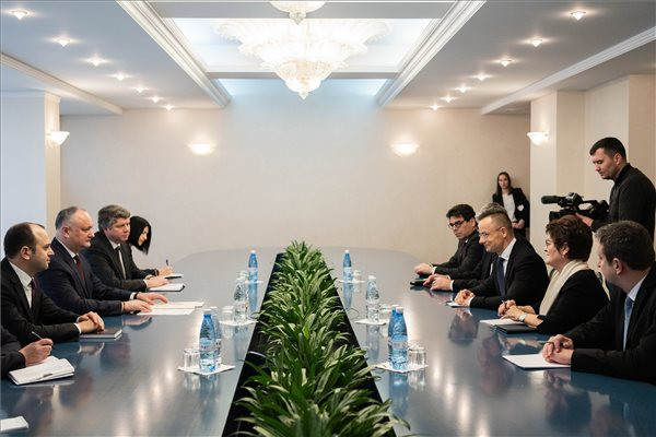 Fotó: MTI / KKM / Borsos Mátyás Magyar diplomaták segítik Moldova uniós integrációját