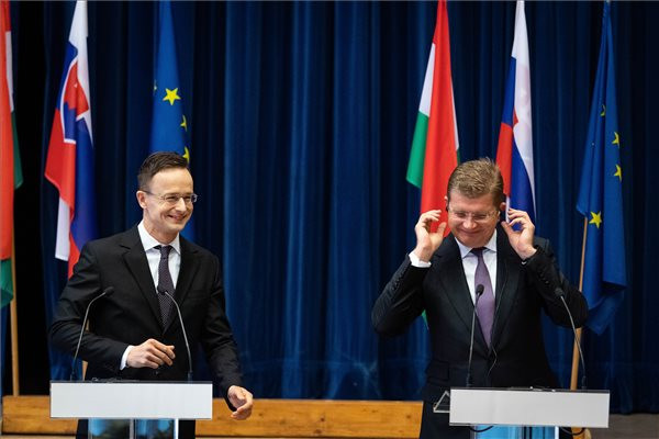 A magyar-szlovák gázösszeköttetés kapacitását mindkét irányba növelni akarják