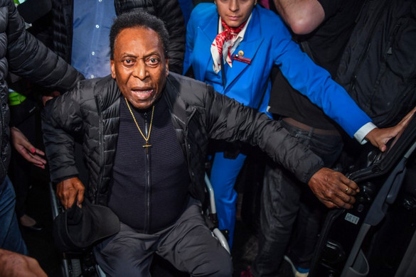 Nehezen mozog, és már a házát sem szívesen hagyja el Pelé