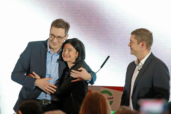A Párbeszéd is faképnél hagyhatja a szocialistákat