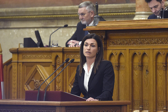 „A magyar nemzet életkérdése, mikor és hogyan dönt a parlament”