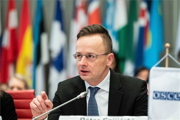Szijjártó: Tarthatatlan, hogy az ENSZ csak a migrációra költ