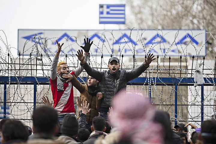 Görögország elutasítja az ellenőrizetlen bevándorlást