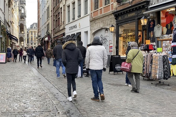 Lassul az élet Belgiumban, szükségállapot Észtországban és Bulgáriában, rendkívüli állapot New Yorkban