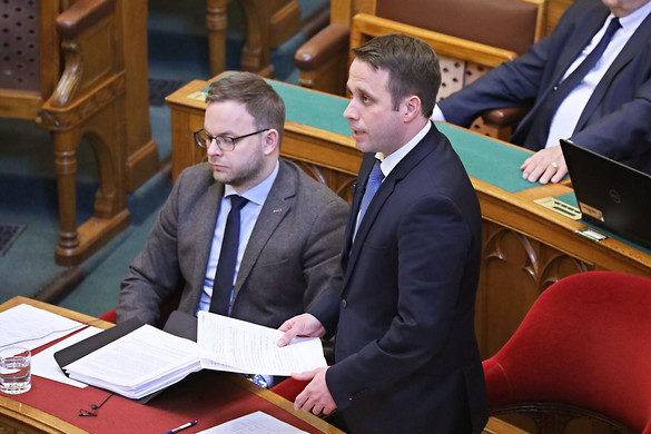 Dömötör Csaba: A koronavírus elleni védekezés ügye nem pártpolitikai ügy