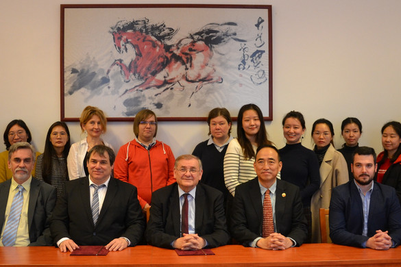 Együttműködés az ELTE Konfuciusz Intézet és a Lakiteleki Népfőiskola között