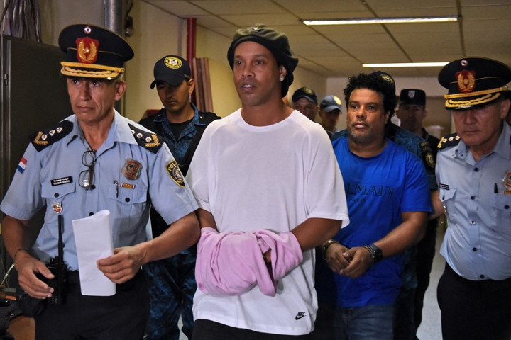 Fotó: AFP/Norberto Duarte Kicsi az esély rá, hogy Ronaldinho mostanában szabadul