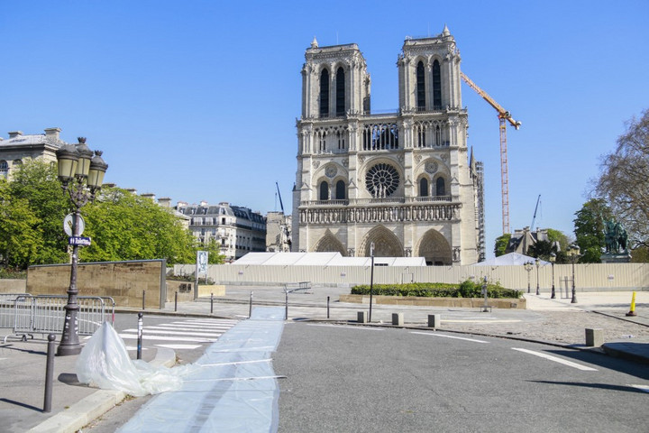 A Notre-Dame-székesegyházat eredeti formájában állítják helyre