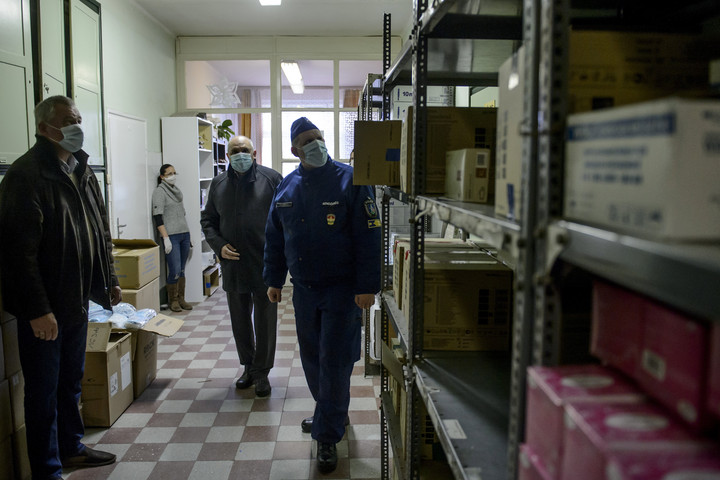 Fotó: MTI/Komka Péter Az ÁSZ támogatja a kórházparancsnokokat