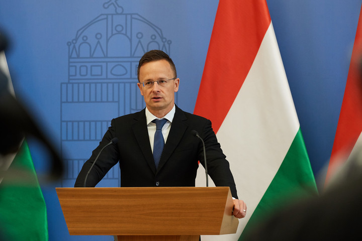 Fotó: MTI/KKM Szijjártó Péter: Több tiszteletet a magyaroknak!