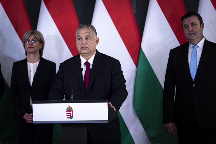 Fotó: MTI/Miniszterelnöki Sajtóiroda Az ellenzék megszorított, az Orbán-terv viszont sorra teremti a munkahelyeket a válság idején