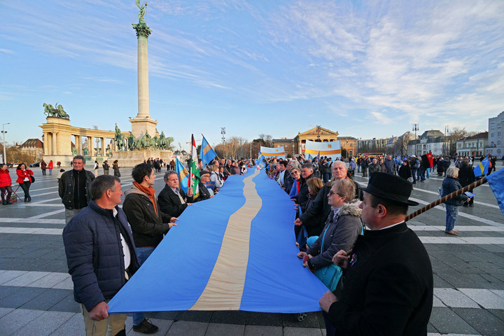 Fotó: MH/Katona László Jövő hétvégén folytatódhat a Székely Nemzeti Tanács aláírásgyűjtése