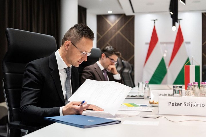 Fotó: Facebook/Szijjártó Péter Magyarország továbbra is segít a nehéz helyzetben lévő országoknak