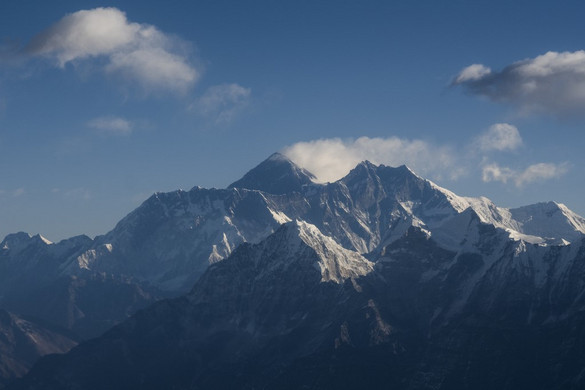 A férfi, aki otthon mászta meg a Mount Everestet