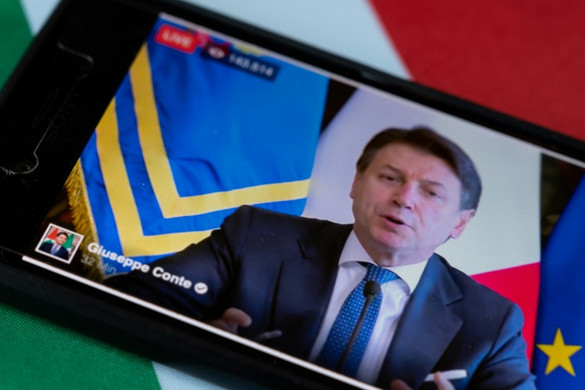 A Conte-kormány szétesését vetítették előre az olasz újságok