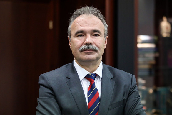 „Aki megáll, az lemarad”