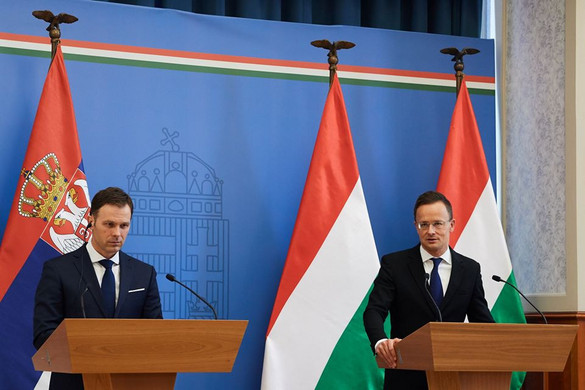 Szijjártó: Mindkét félnek kedvez a magyar-szerb kapcsolatok erősítése