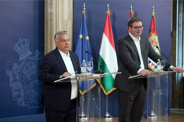 Fotó: MTI/Koszticsák Szilárd Orbán Viktor arra számít, hogy a kormány május végén vissza tudja adni a parlamentnek a koronavírus-járvány miatti különleges felhatalmazást