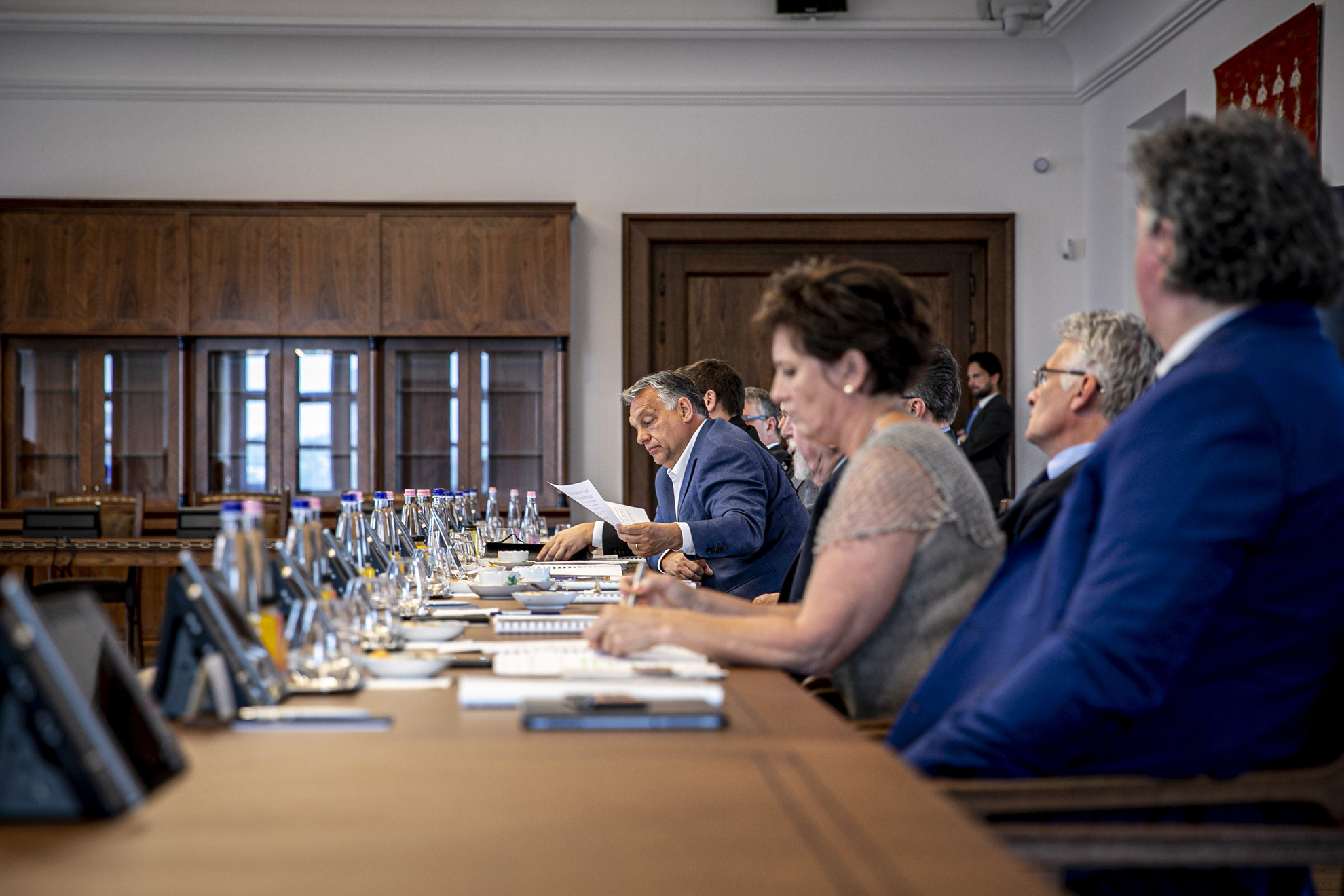 Fotó: MTI/Miniszterelnöki Sajtóiroda Orbán Viktor miniszterelnök a Nemzeti Kulturális Tanács (NKT) ülésén a Karmelita kolostorban 2020. május 23-án