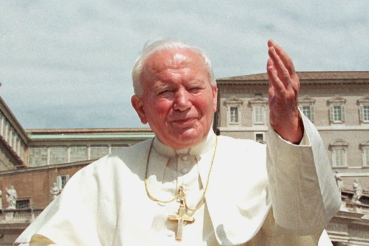 Szent II. János Pál pápa mély nyomot hagyott Európa és a világ történetében