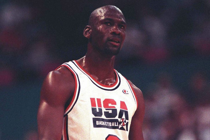 Elkelt Michael Jordan legendás dobásának kosárhálója